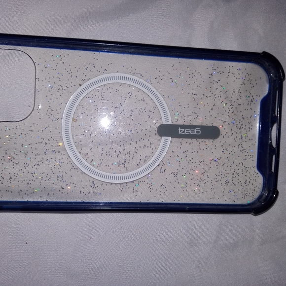 iPhone pro Max case🔥 - Picture 3 of 4